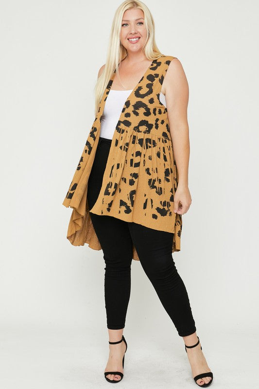 Plus Size Women's Cardigan with Leopard Sublimation Print